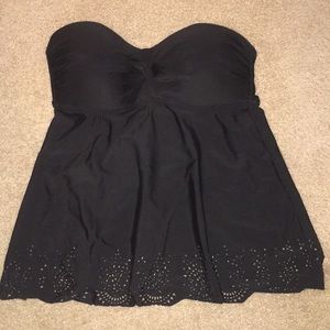 Strapless black tankini bathing suit top